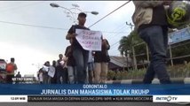 Aksi Jalan Mundur Jurnalis Gorontalo Tolak RKUHP