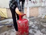 LPG Gas In Balloon Experiment With Fire _ LPG GAS ENTRE IN BALLOON_Trim