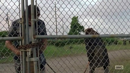 Jerry cuts Savior in half & saves Ezequiel