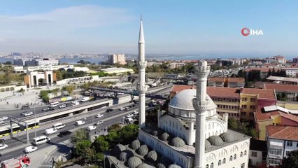 Avcılar'da Minaresi Çöken Cami Havadan Görüntülendi