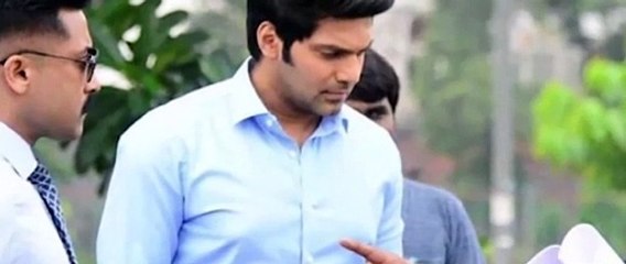 Vignesh Shivan Slams Online Reviewers For Surya's Kappan(Tamil)