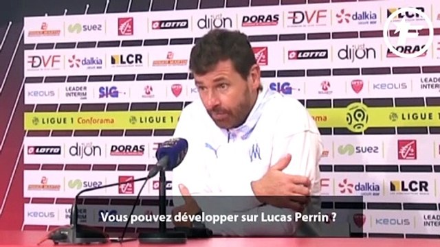 Villas-Boas et Mandanda félicitent Lucas Perrin pour sa première
