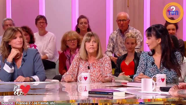 Quand Johnny Hallyday surprend Chantal Goya sans vêtements dans sa loge !