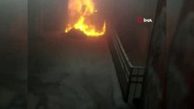 Asma katın çatısında çıkan yangın apartman sakinlerini korkuttu