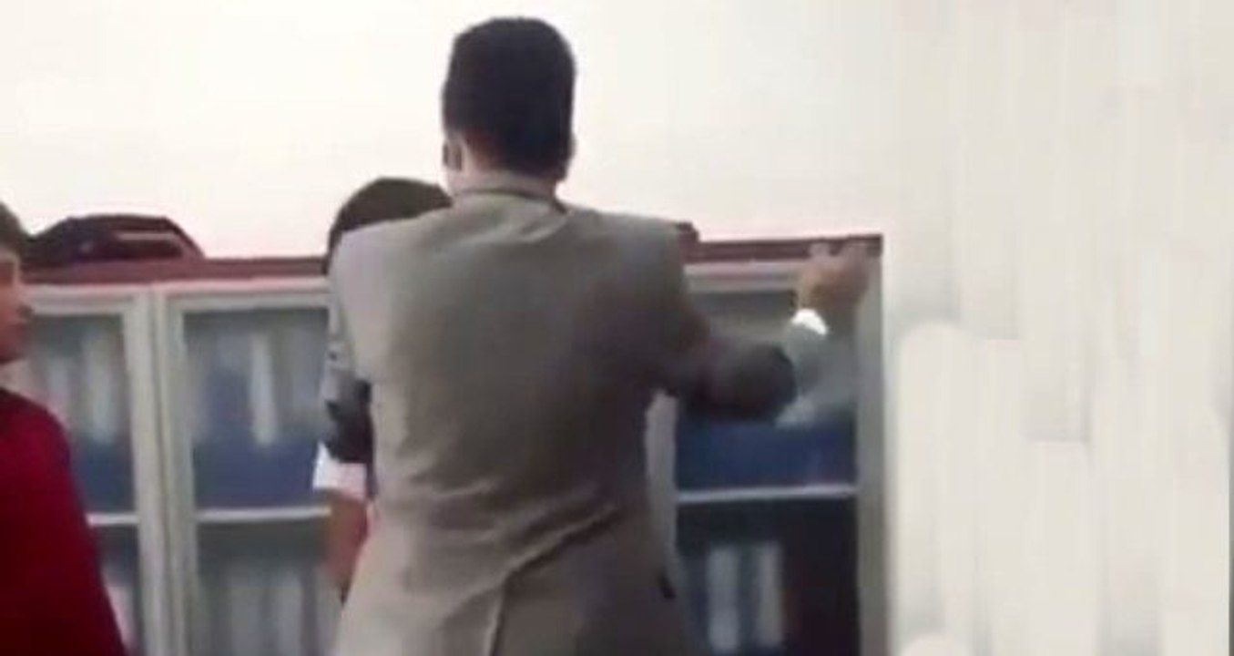Milli Eğitim'den okulda şiddet uygulayan müdür yardımcısı açıklaması: Görüntüler geçen yıla ait