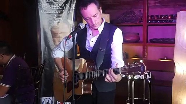 Pakinggan ang nakaka-in love na Born For You ni David Pomeranz