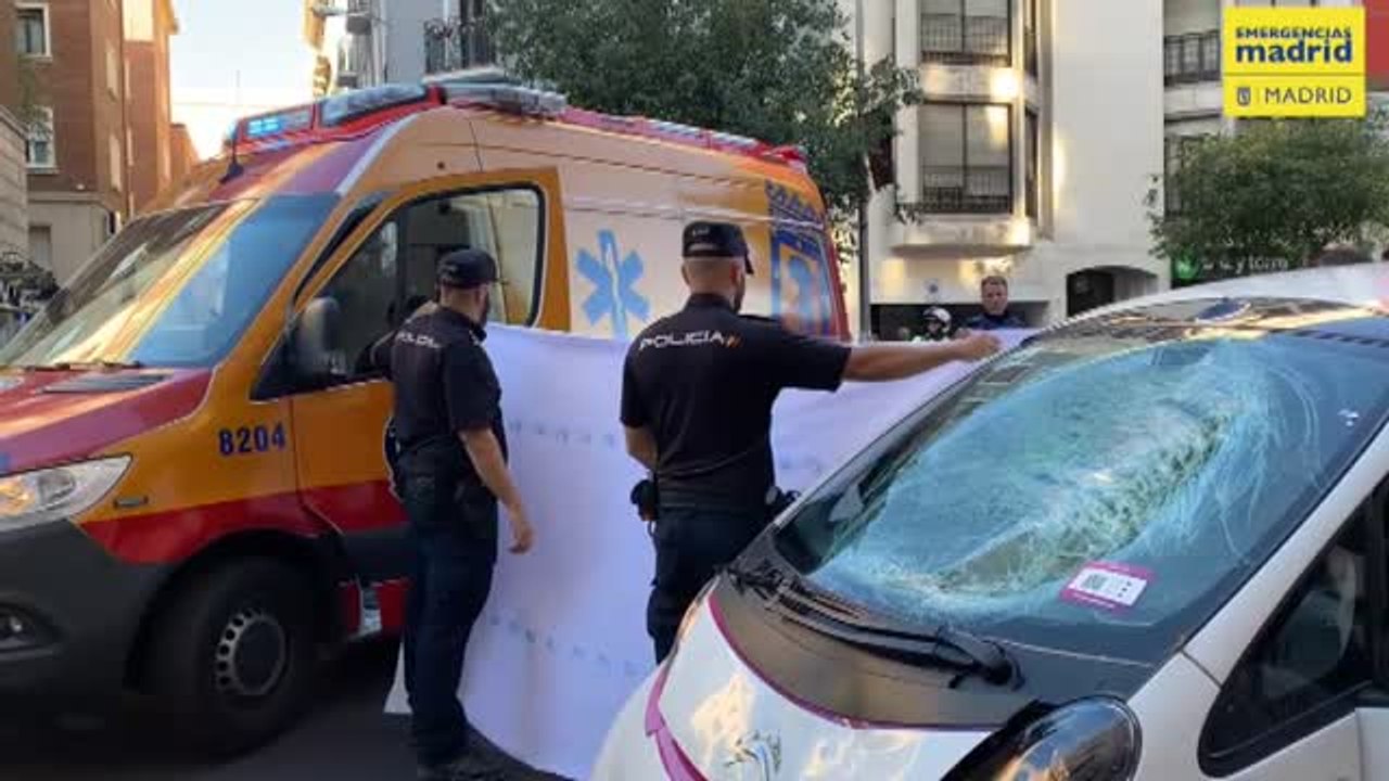 Herida muy grave una mujer tras ser atropellada por un coche eléctrico