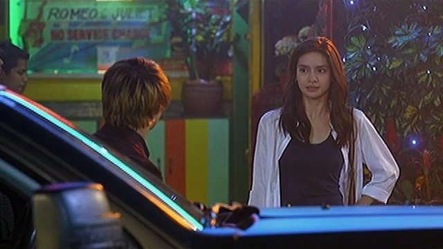 Alex, niyaya si Xander na samahan siya sa inuman