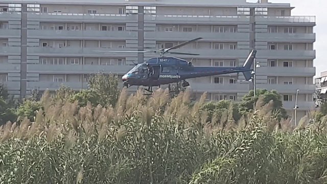 El helicóptero de los Mossos rastrea la zona donde podría estar el bebé