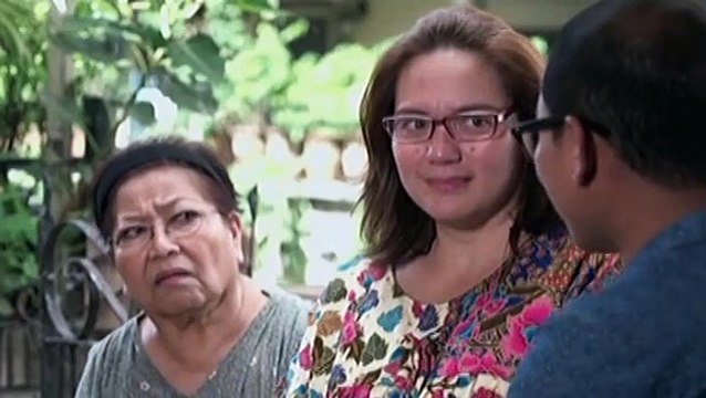 Jewel explains Aling Candy the set up of Mang Cris and Mamay