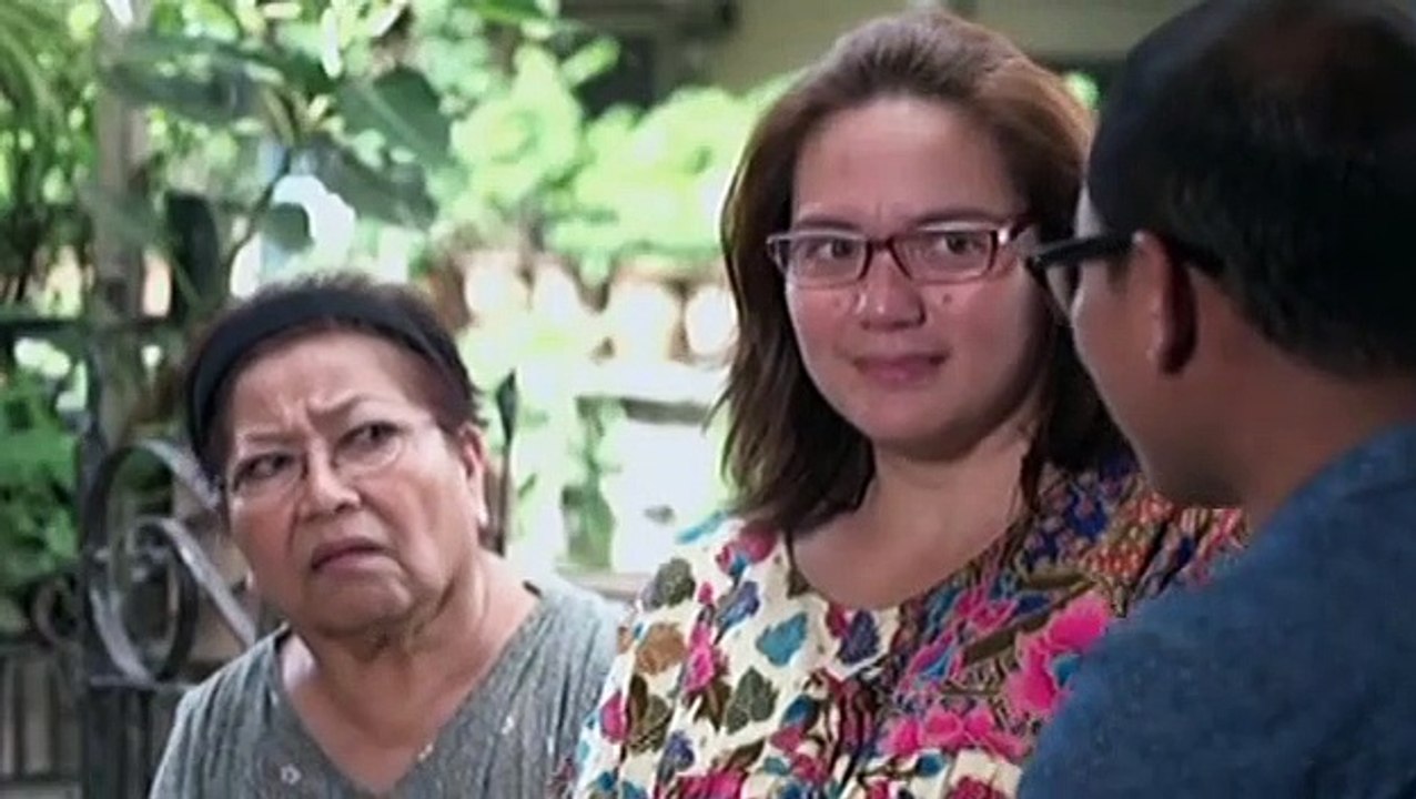 Jewel explains Aling Candy the set up of Mang C...