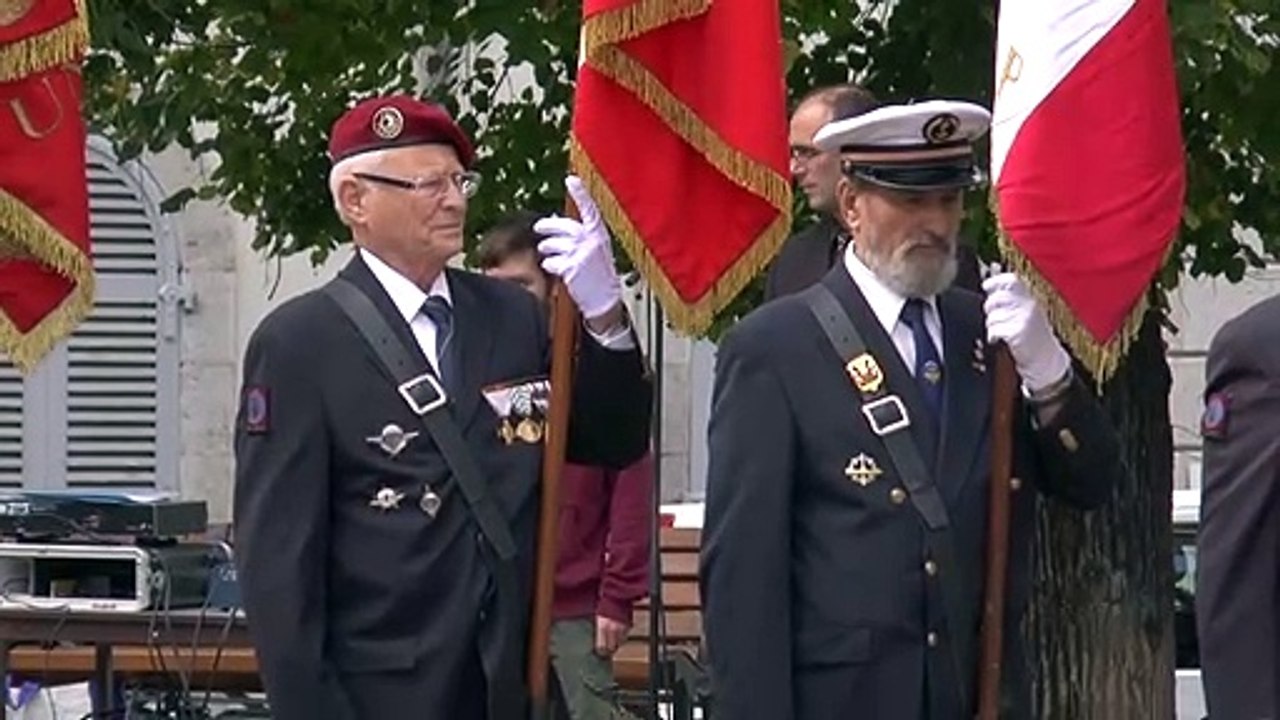D!CI TV : "on n'a pas rendu correctement hommage aux Harkis par le passé"