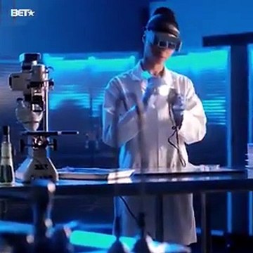 Flora Coquerel, Miss France 2014, devient présentatrice sur la chaîne BET et rejoint l'équipe d'animateurs de BET Breaks - VIDEO