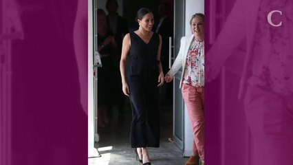 Meghan Markle, chic et sobre en combinaison noire pour une sortie solo