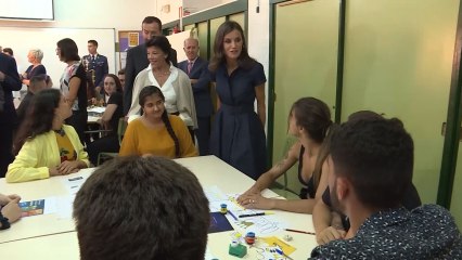 La Reina Letizia en el IES Severo Ochoa de Elche (Alicante)