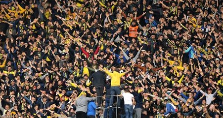 Fenerbahçeli taraftarlardan derbi biletlerine yoğun talep