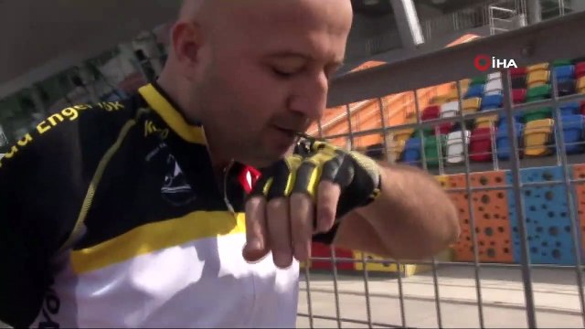 Elma Toplamak İçin Çıktığı Ağaç Hayatını Değiştirdi