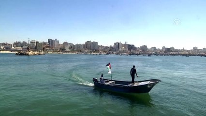 Gazzeli gençlerden "Gençlik Gemisi" girişimi