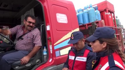 Sungurlu'da araçlarda sigara denetimi