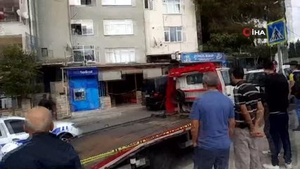 - Maltepe Küçükyalı'da iki şahıs bir kahvehaneye silahla saldırdı.