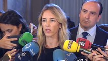 Álvarez de Toledo invita a C's y al PSC a impulsar una moción de censura contra Torra