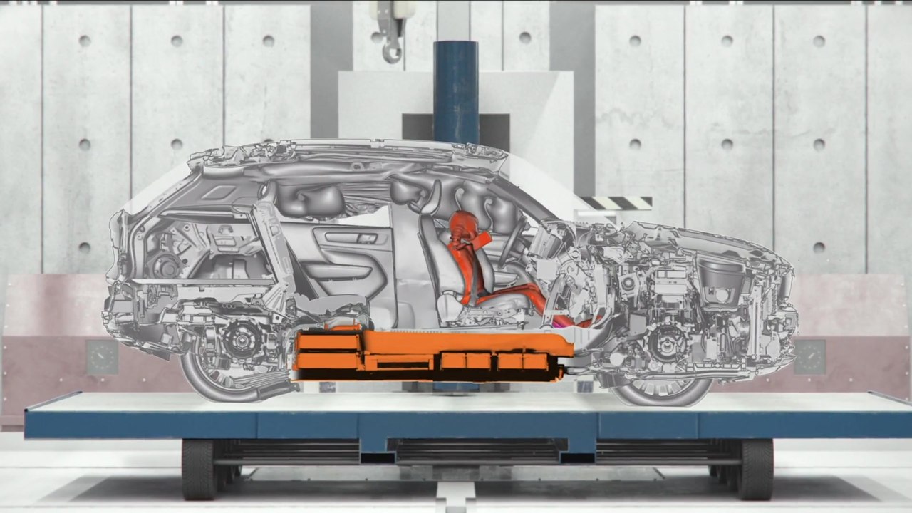 Sicher stromern - Vollelektrischer Volvo XC40 überzeugt mit höchster Sicherheit