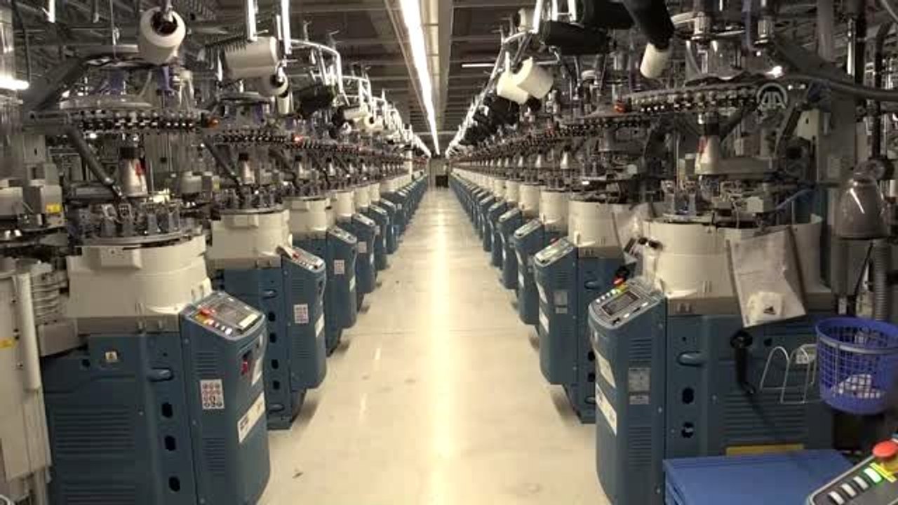 Bakan Varank, Şabanözü'nde çorap fabrikasını ziyaret etti