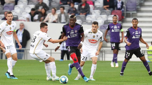 Le résumé vidéo de TFC/Angers, septième journée de Ligue 1 Conforama