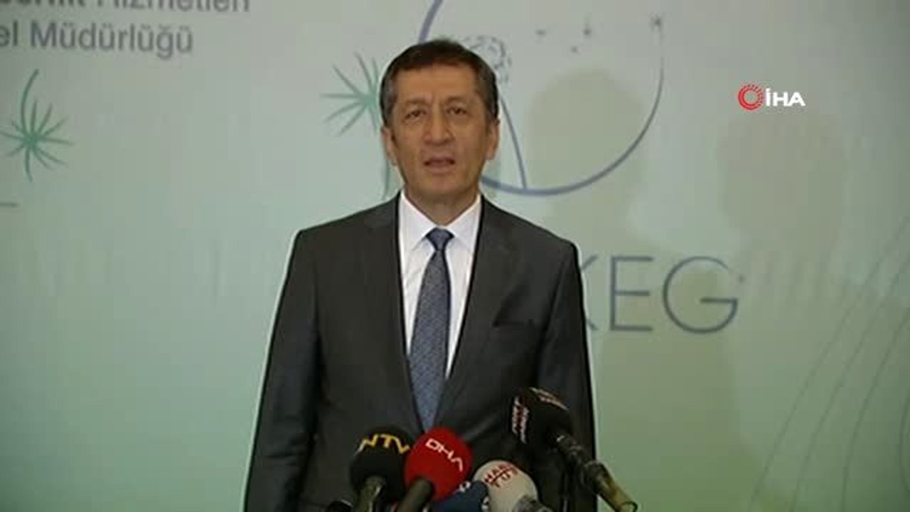 Milli Eğitim Bakanı Ziya Selçuk: "4+4+4 konusunda aynı sene 1'inci sınıfa kayıt olmasından kaynaklı...