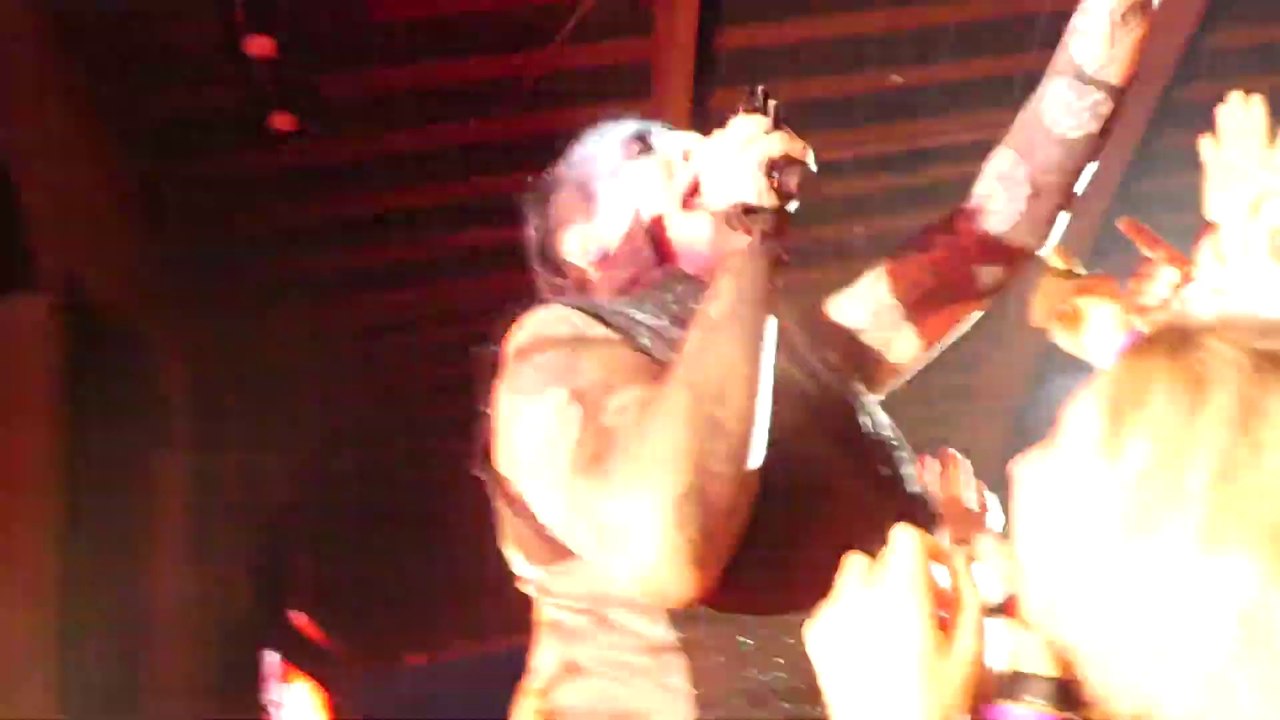 Marilyn Manson - This Is The New Shit [Live in...