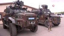 Güvenlik güçlerinin koruyucuları zırhlı araçlar