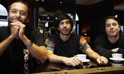 Un petit déj' avec les Naive New Beaters