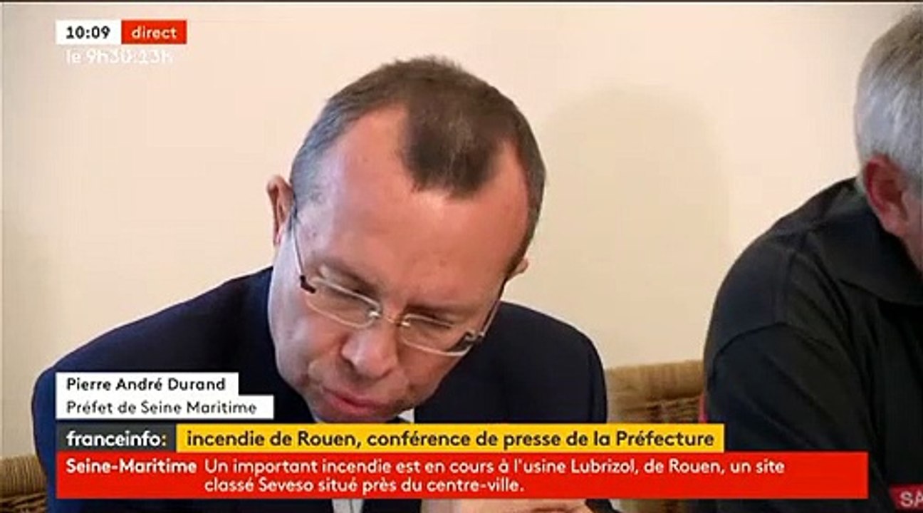 Incendie d'une usine à Rouen - Le prefet de Sei...