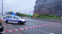 Alarma por el incendio de una fábrica con productos peligrosos en Francia