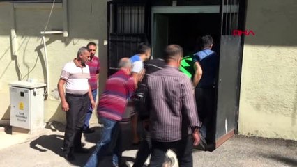 Gaziantep 20 yaşındaki mehmet, otomobilinin yanında ölü bulundu