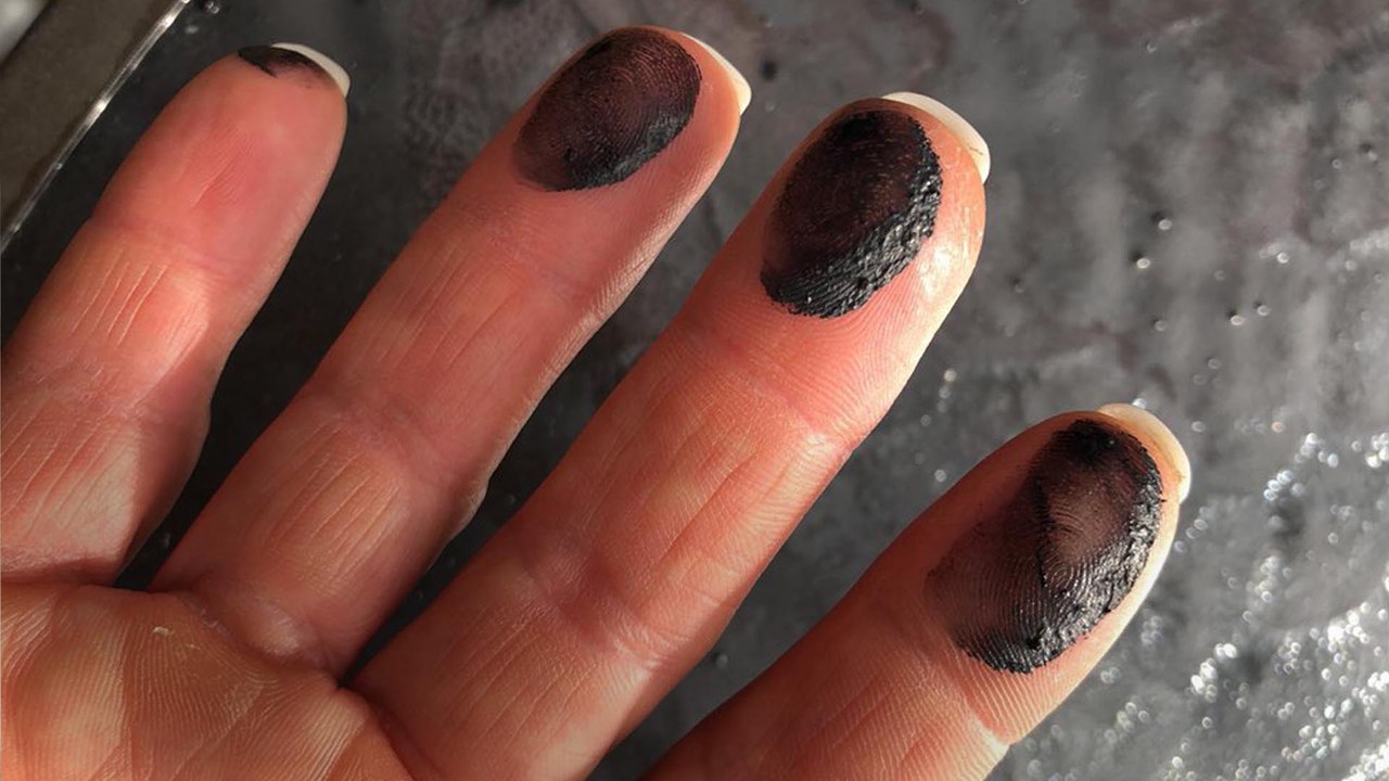 Incendie à Rouen : d'étranges traces noires inquiètent les habitants