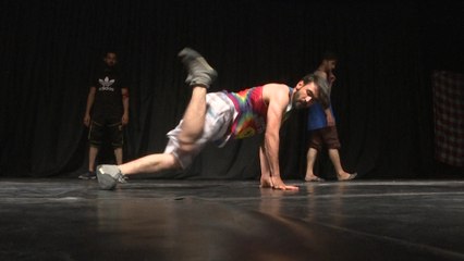 Despite Taliban threat, young dancers try to break traditional mindsets in Afghanistan