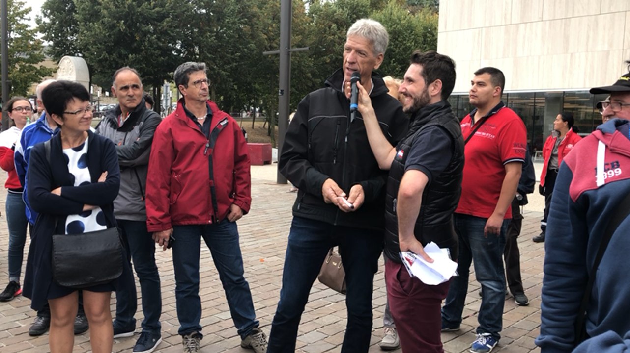 Les camions s’exposent en ville en attendant les 24 Heures