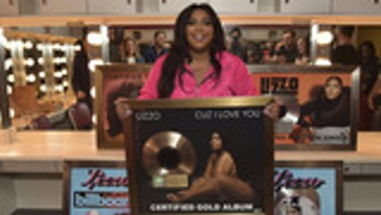 Lizzo Receives Her Billboard Hot 100 & RIAA Plaques | Billboard News