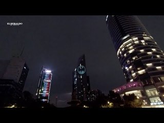 Batiseñal en la CDMX logra reunir a más de 10 mil personas