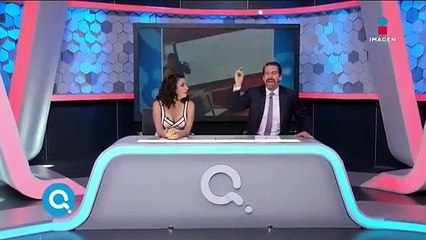 Alumnos se pitorrean de la maestra en el pizarrón