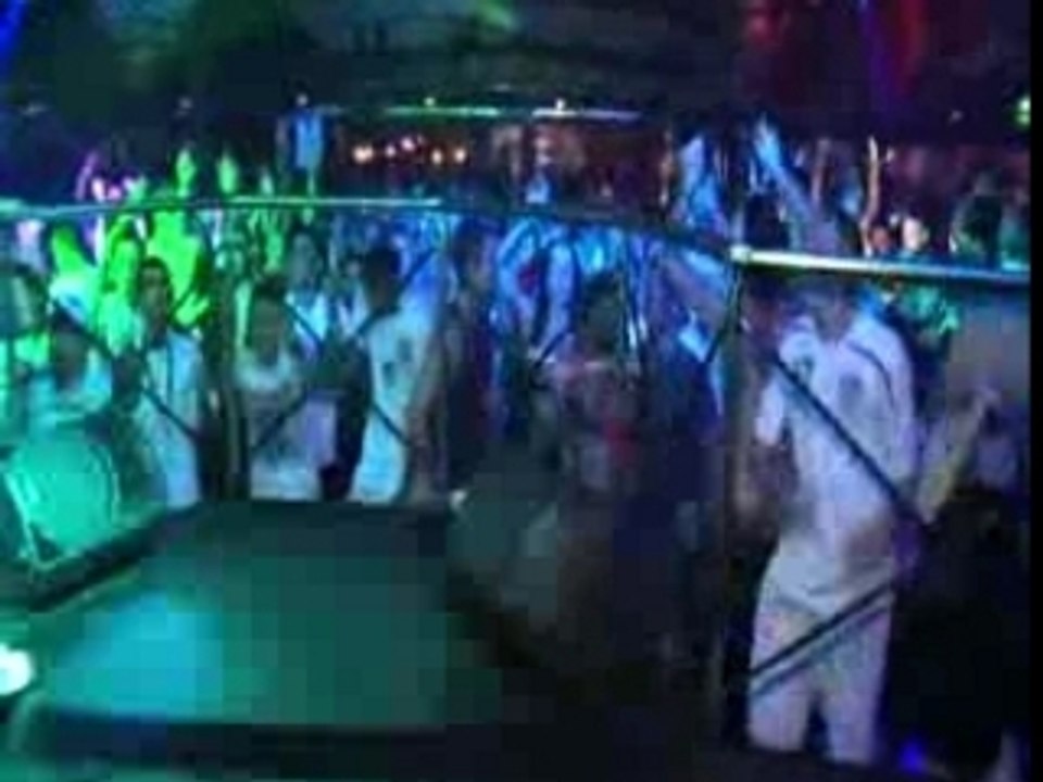 DJ Breeze & MC Whizzkid - HTID In The Sun