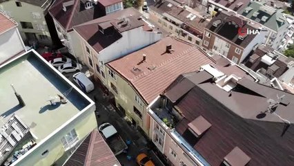 Kağıthane'de yan yatan bina havadan görüntülendi