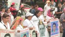 La exigencia de justicia marca el andar de familiares de los 43 jóvenes de Ayotzinapa