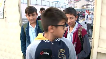 Deprem sonrası öğrenciler okullarına döndü