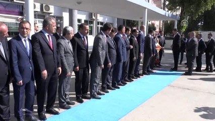 Milli Eğitim Bakanı Selçuk'un Valilik ziyareti