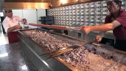 Ahşap şiş Adana kebabına lezzet kattı - ADANA