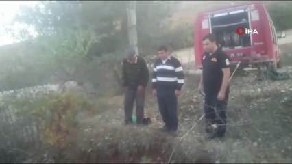 Kuyuya düşen inek kepçe ile kurtarıldı
