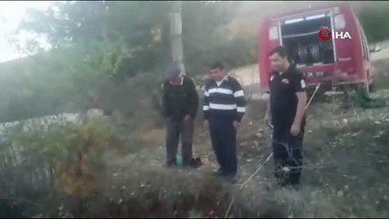 KUYUYA DÜŞEN İNEK KEPÇE İLE KURTARILDI