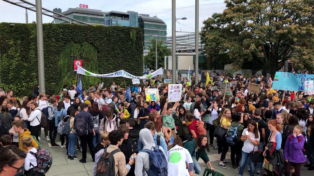 Earth Strike am Praterstern